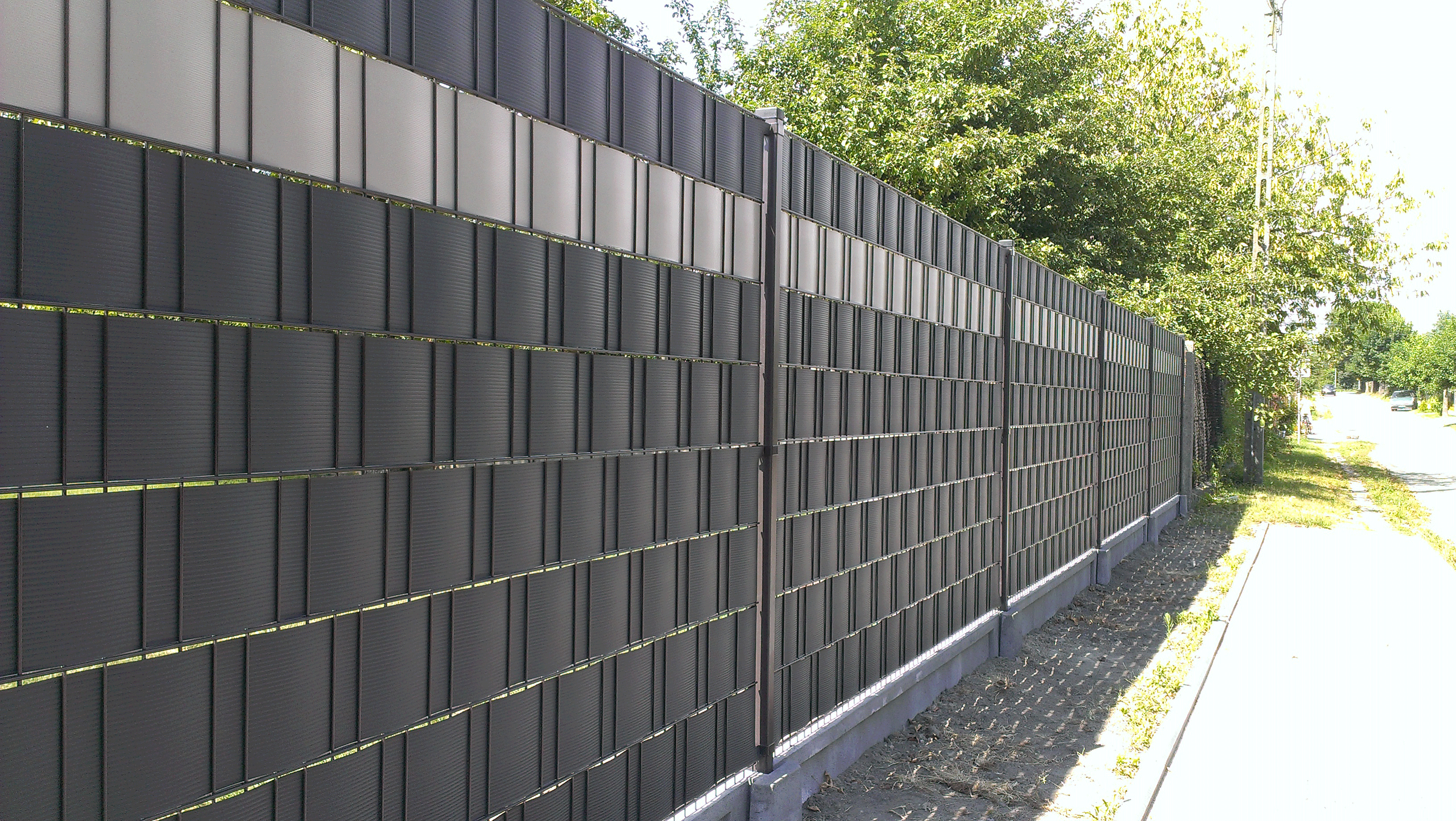 Kerítésszalag Basic Line PP 190 mm x 0,65 mm x 26 m