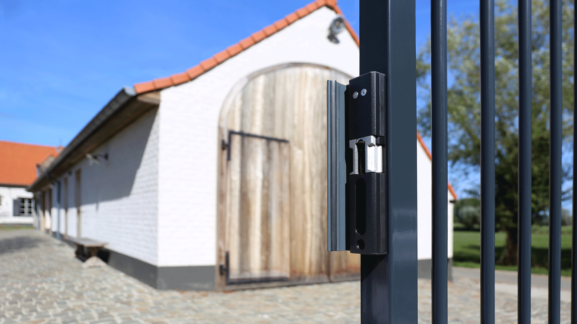 Elektromos zárfogadó rászerelhető zárakhoz – Modulec SA (NC)